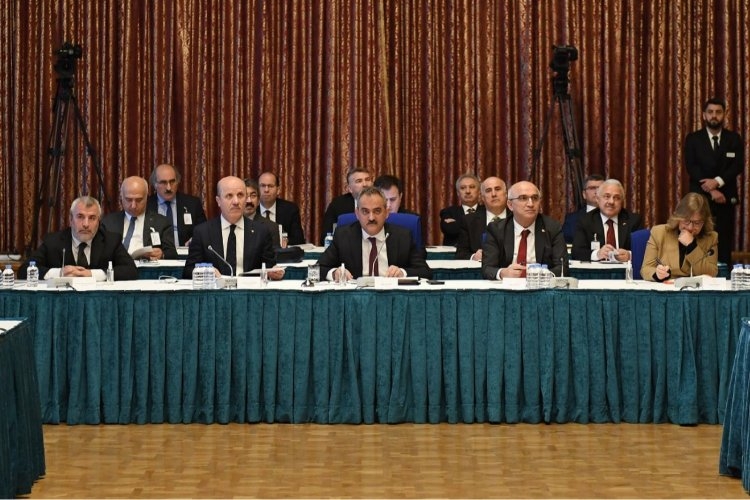 Bakan Özer'den TBMM'de 2023 bütçe sunumu yaptı