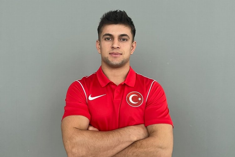 Sakaryalı Güreşçi Mükremin Aktaş, A Milli Takım’da