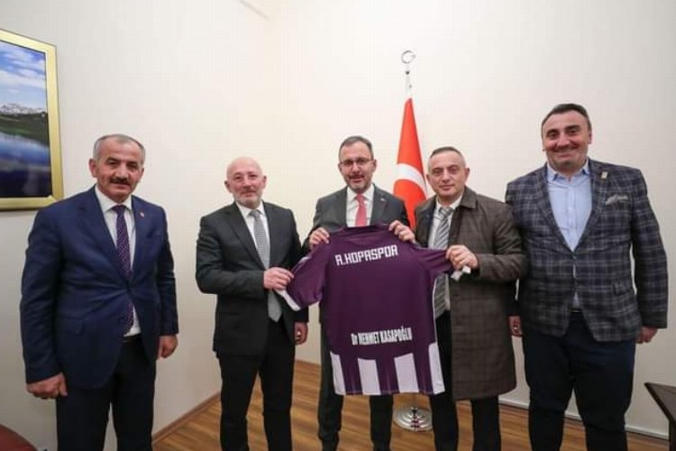 Hopaspor yeni stadına kavuşuyor