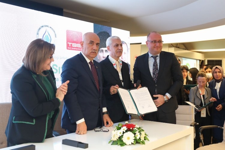 Kocaeli İSU'dan 'Belediye Su Kardeşliği' İmzalandı