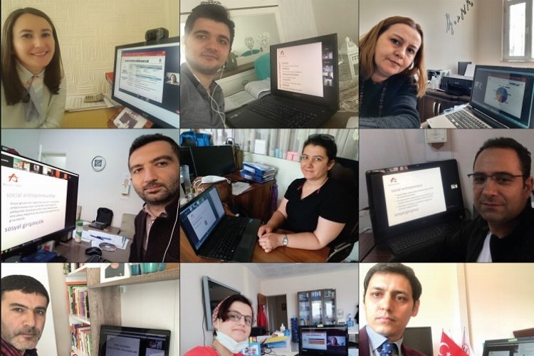 Anadolu Vakfı, 'Değerli Öğretmenim' eğitimlerini devam ettiriyor