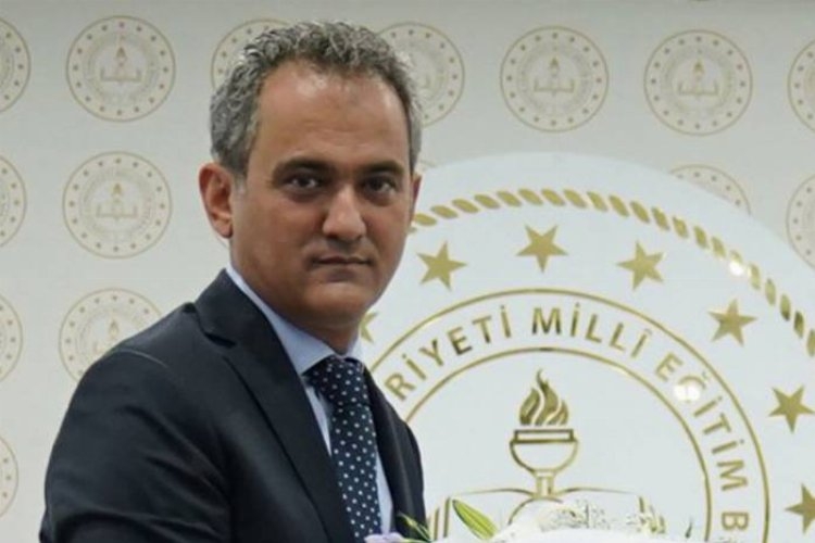 Milli Eğitim Bakanı Mahmut  Özer'den 'çifte yemek' müjdesi