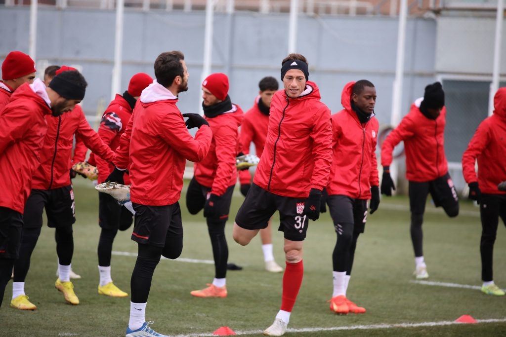 Galatasaray Maçının Hazırlıkları Devam Ediyor