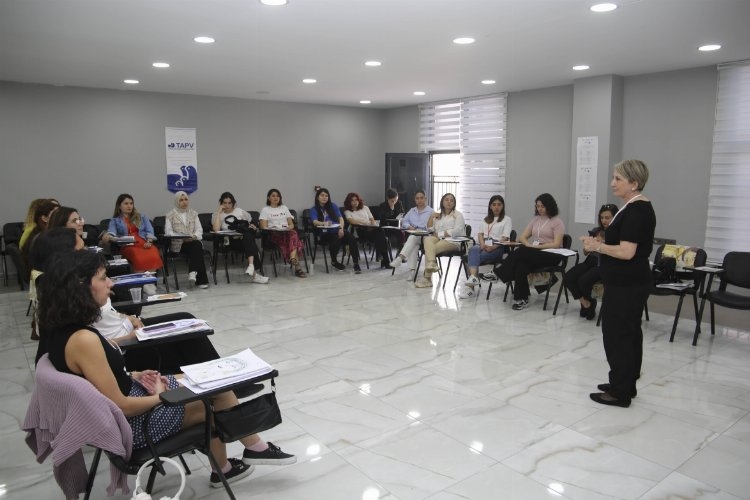 Adana'da 3 bin kadın ve kız çocuğuna ulaşılması planlanıyor