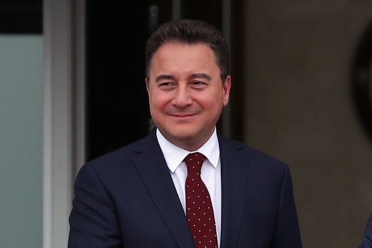DEVA Partisi Genel Başkanı Ali Babacan'dan gençlere çağrı
