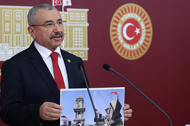 İsmail Erdem’den Sancaktepe Belediyesi’ne Anıt Tepkisi