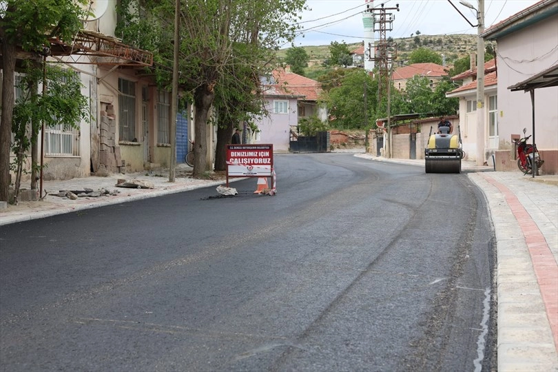 Denizli Çivril’de 19 Mayıs Caddesi yenilendi, ulaşım konforu arttı