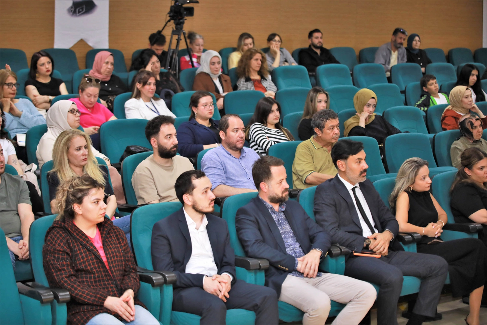 Keçiören’de LGS ve YKS Adaylarına Motivasyon Semineri