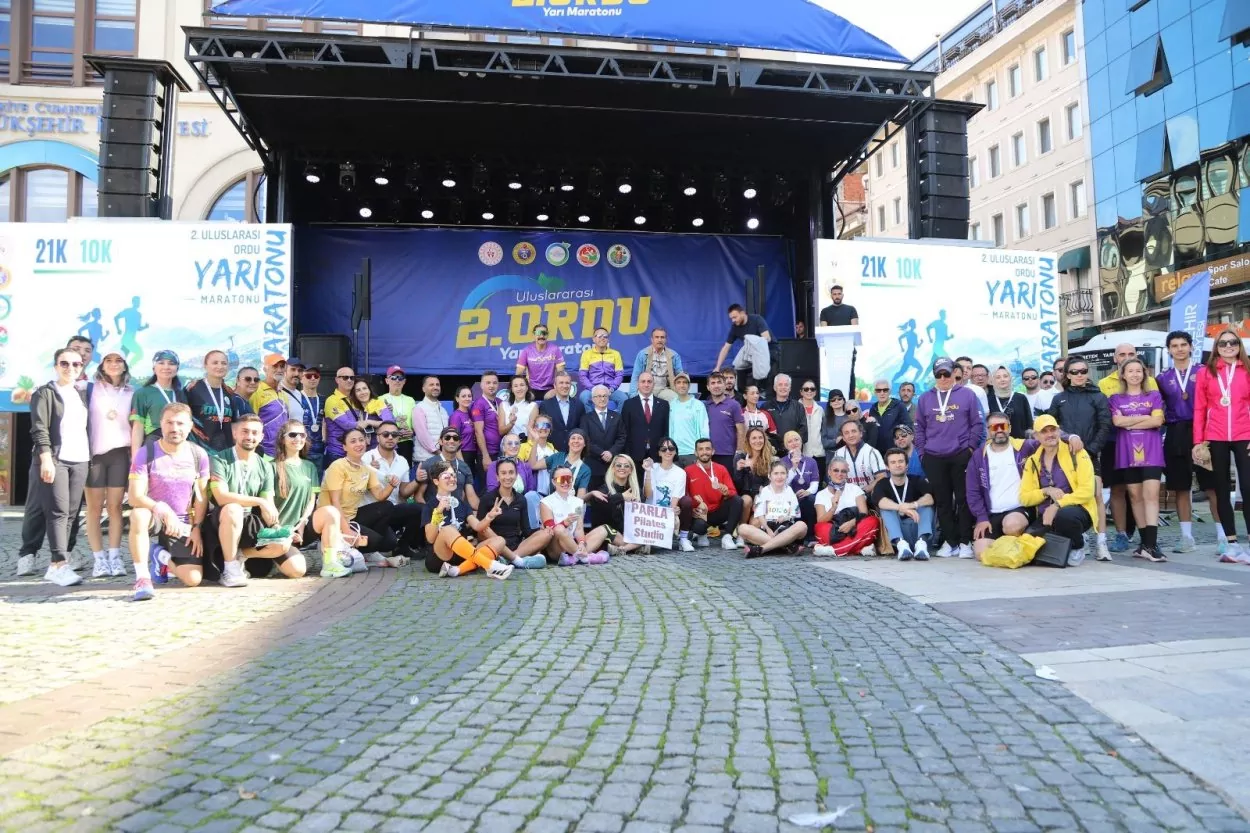 Uluslararası 2. Ordu Yarı Maratonu’nda Kazananlar Ödüllerine Kavuştu