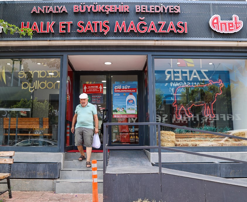 Antalyalılar Halk Et’i Tercih Ediyor

